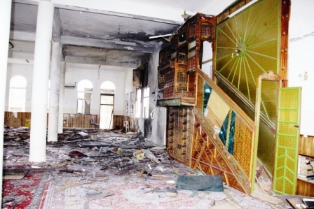 جانب من آثار التفجير في جامع النهدين